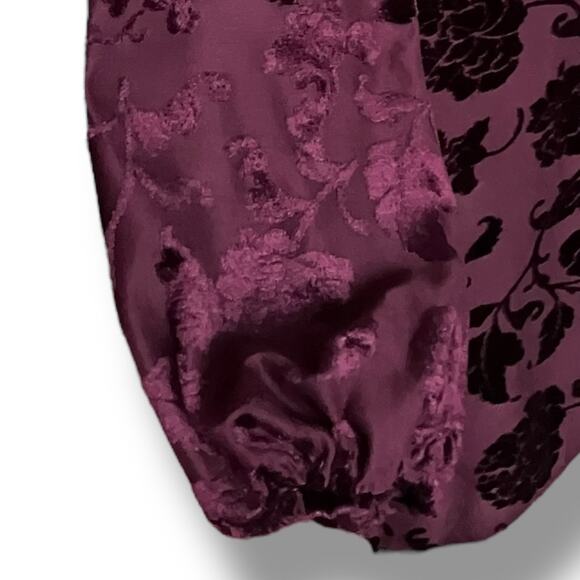 Francesca’s Purple Velvet Floral Wrap Dress Long Sleeve Size M - Picture 6 of 8